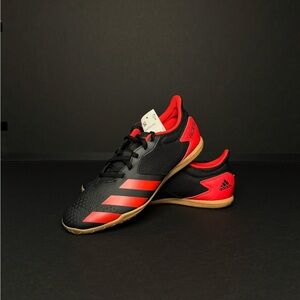 Adidas Sala Predator NEW Indoor Soccer Shoe Black / Red Sneaker Men’s Size 9.5